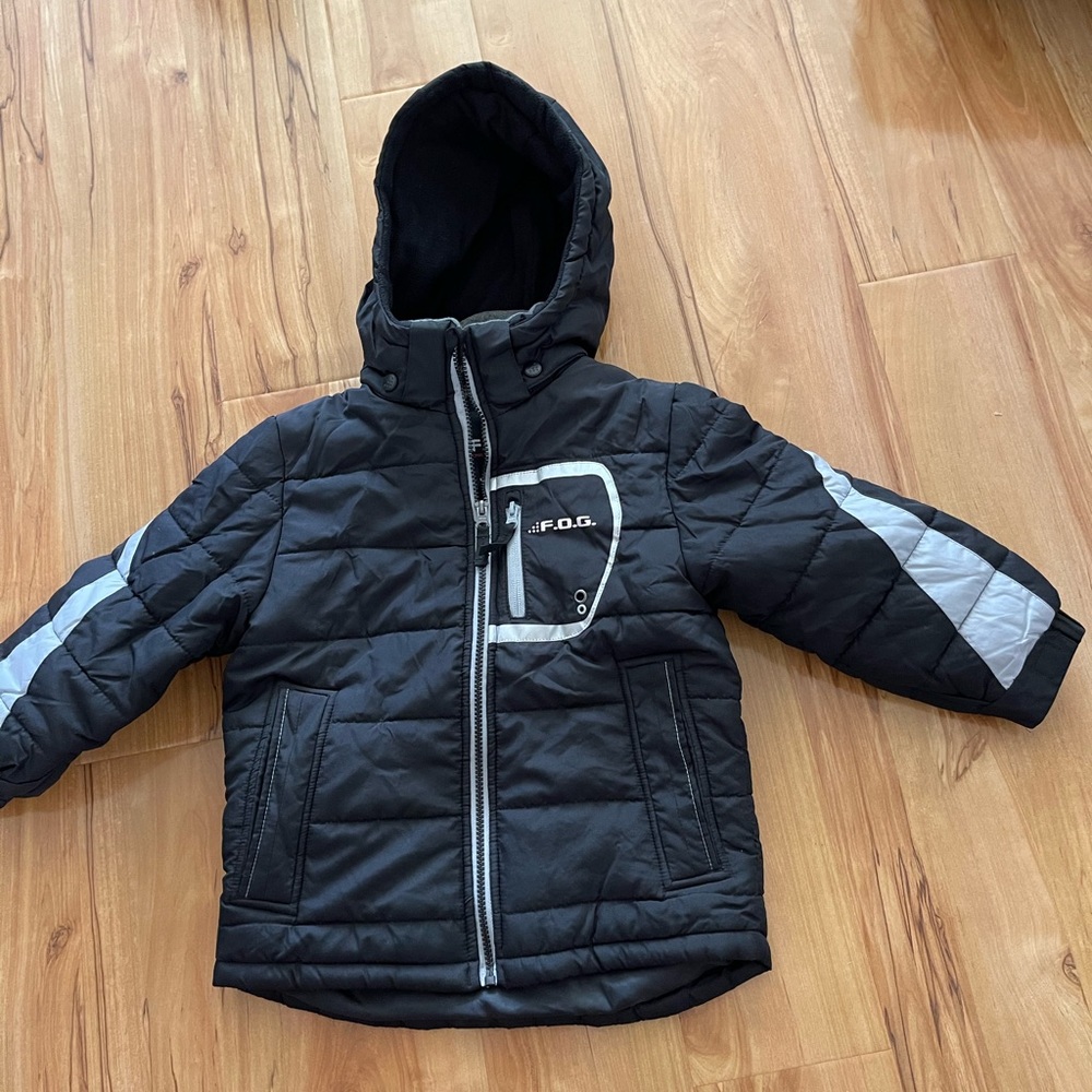 Coat - Picture 5 of 6